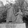 Bolyaiak szobra