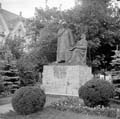 Bolyaiak szobra