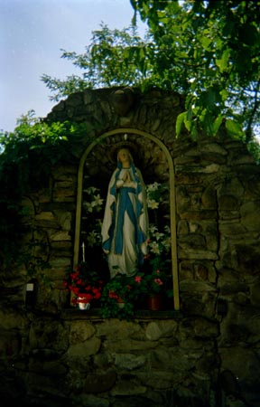 Mária-szobor
