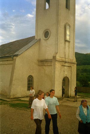 templomból jövet