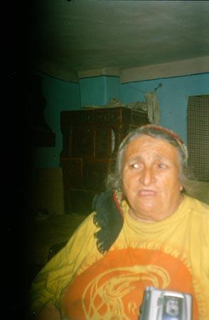Iancu Anna énekel
