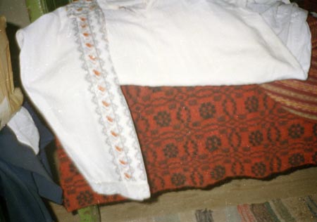 csángó ing
