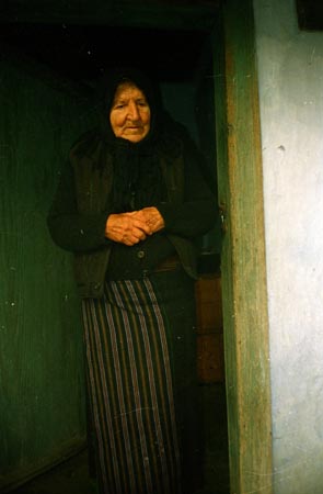 idős asszony