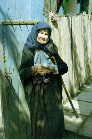 idős asszony