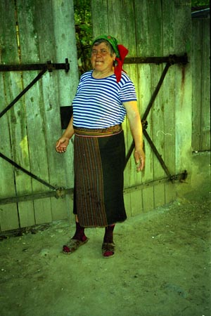 csángó asszony