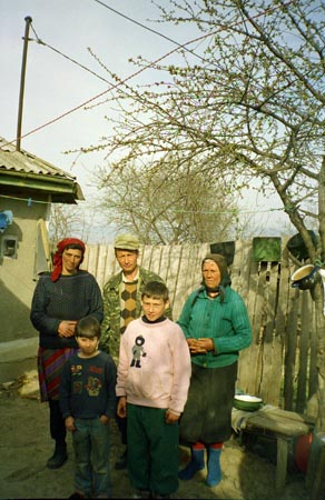család 