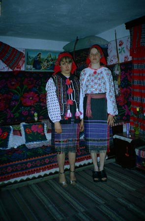 lányok eladósorba