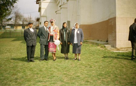 jegyespár rokonokkal