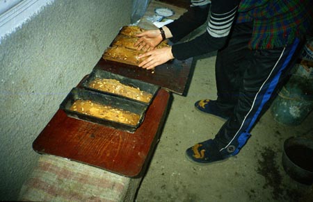 tészta kivevése