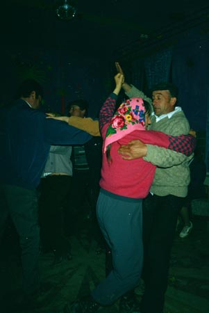táncolók lakodalomban