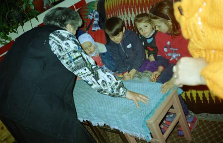 húsvéti asztalterítés
