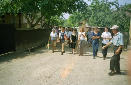 csírkötözésre érkezők